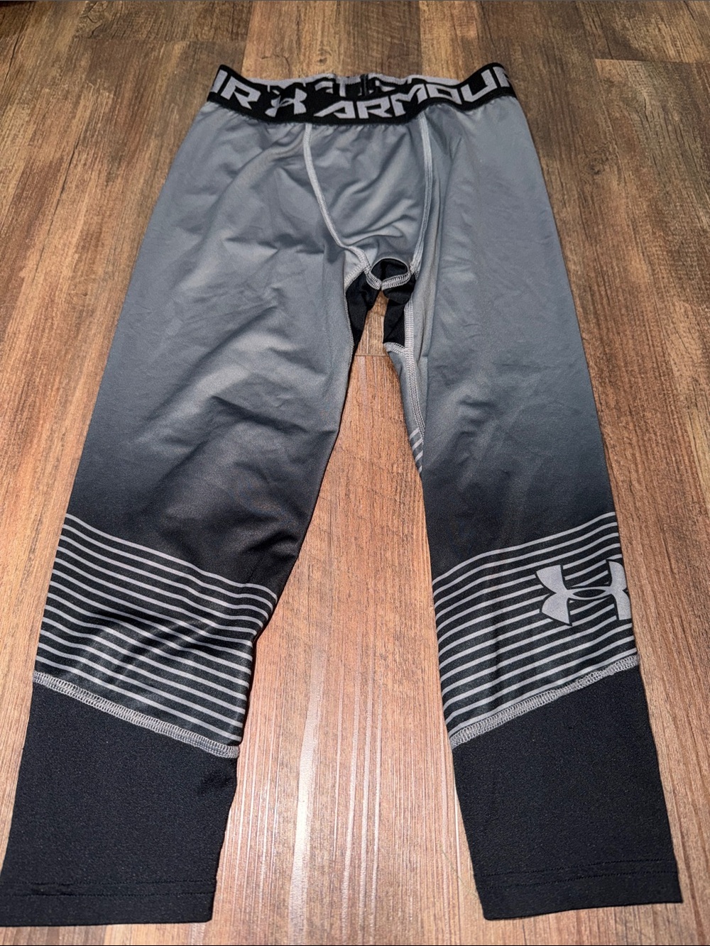 Under Armour Boys' HeatGear Armour ¾ Leggings White Size M